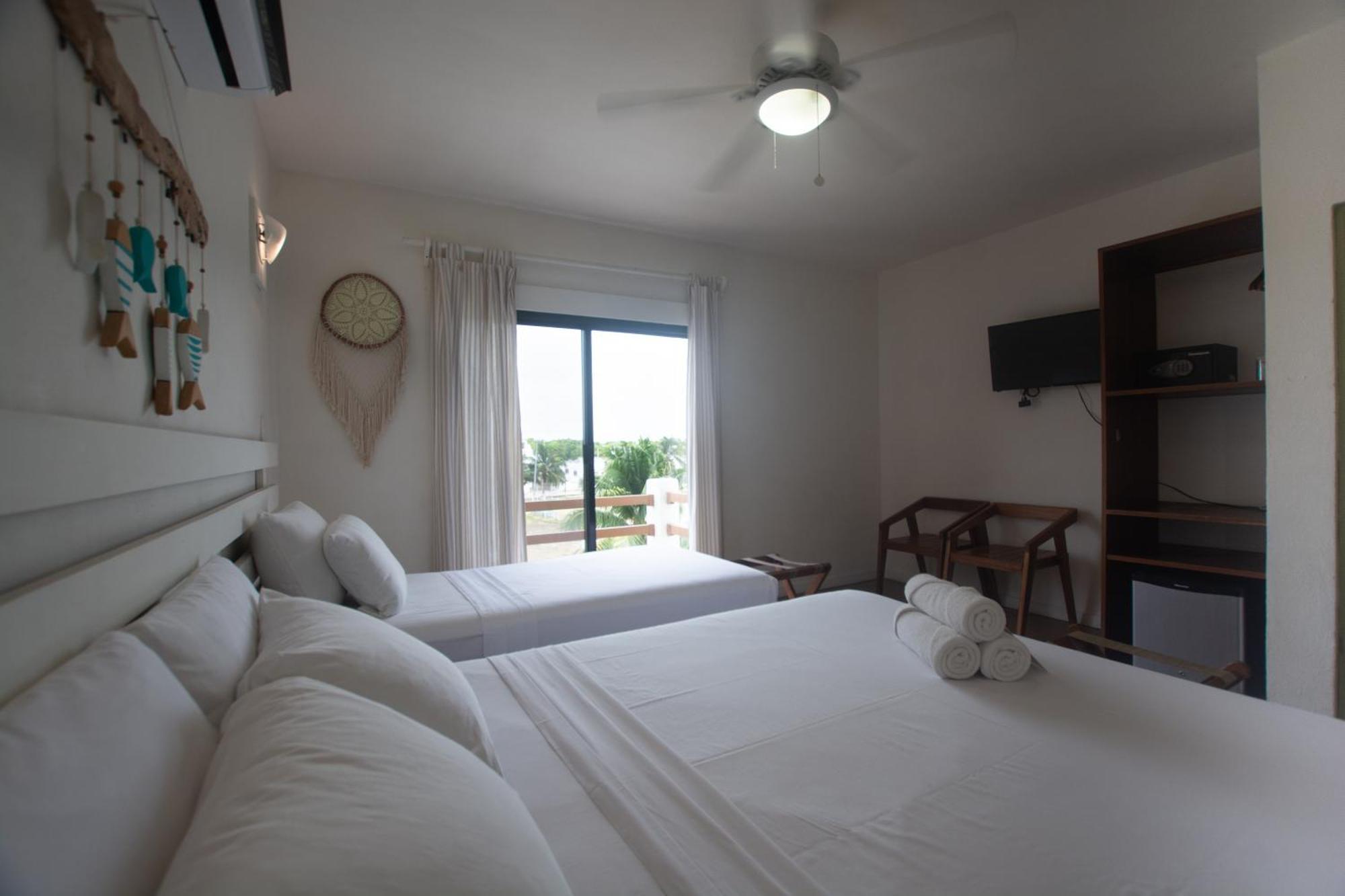 Hotel Boutique Pachamama (Adults Only) Mahahual Bagian luar foto