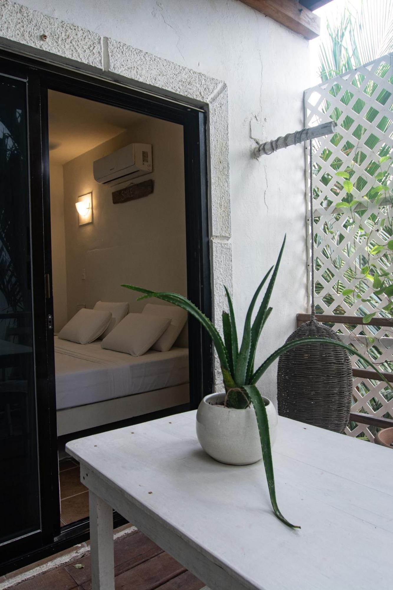 Hotel Boutique Pachamama (Adults Only) Mahahual Bagian luar foto